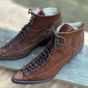 Cotelac Rare Lace Up Ankle Boot Point Toe Leather size 7 | Edwardian Steam Punk